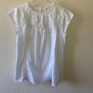 Lucky brand shirt with embroidery detailing M
